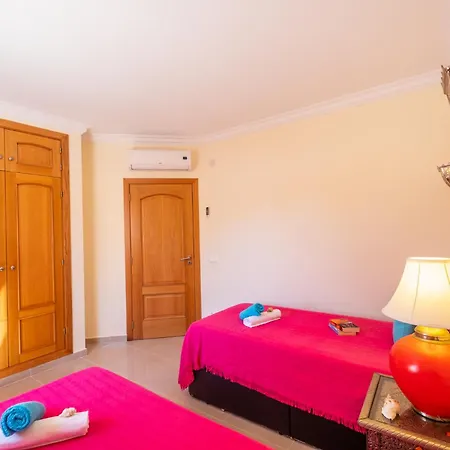 Villa Culebra By Algarve Vacation Albufeira